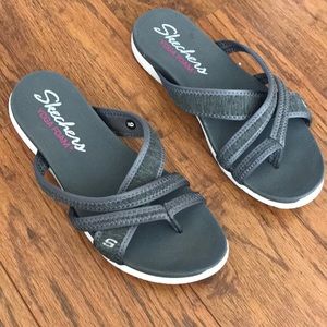 Skechers Yoga Foam Flip Flops